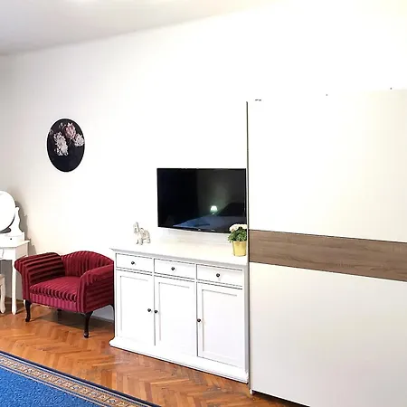 Miron 1 Apartman Prága